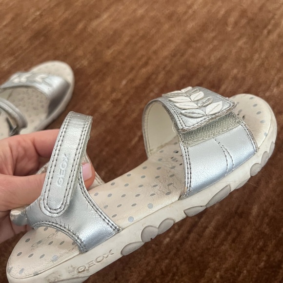Geox Silver Leaf Design Sandals - Picture 2 of 2